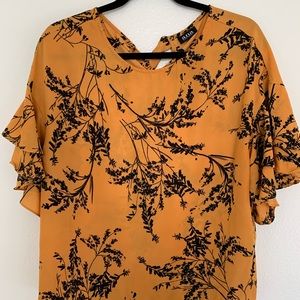 A.N.A Floral blouse size‎ medium
